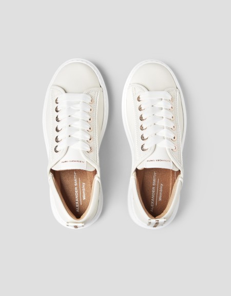 WEMBLEY WOMAN TOTAL WHITE