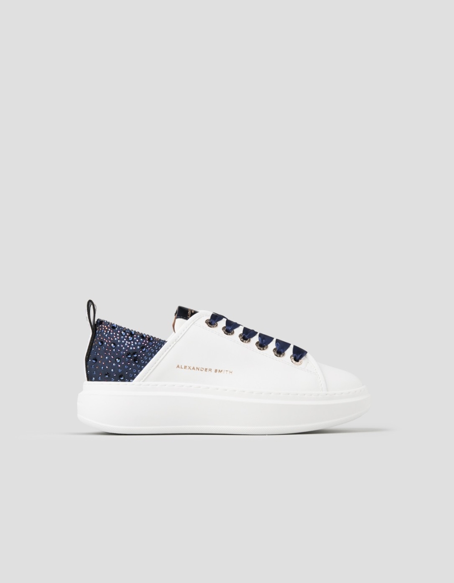 WEMBLEY WOMAN WHITE BLUE