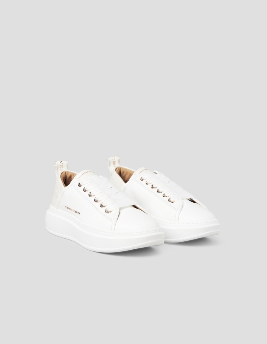 WEMBLEY WOMAN TOTAL WHITE