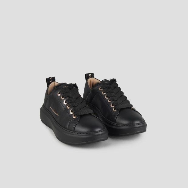 Sneakers Alexander Smith wembley woman in black leather with black eco-fur lining and sole - 3