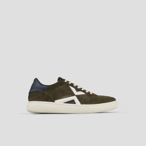 Sneakers Alexander Smith ocean man in green suede with white side logo and blue heel - 1