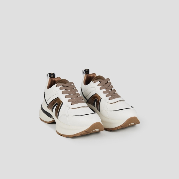 Sneakers Alexander Smith victoria woman in white leather with side logo and details in bronze - 3