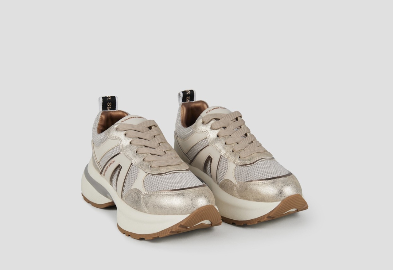 LACE　VICTORIA AND  MUSEUM Lace Panel | Unknown | V&A Explore The Collections