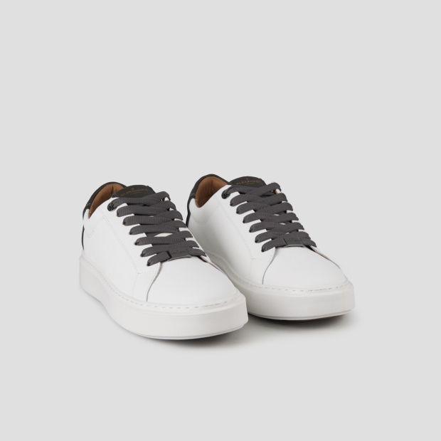 Sneakers Alexander Smith london man in white palmellato leather and dark grey heel - 3
