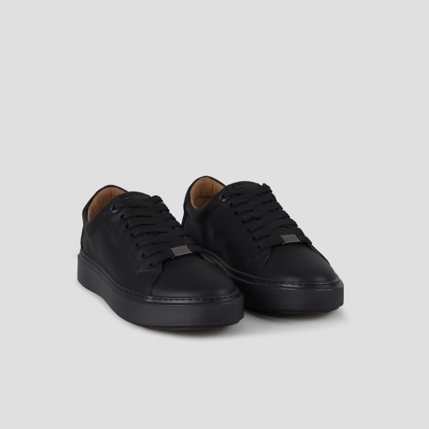 Sneakers Alexander Smith london man in black leather, black sole and metallic logo - 4