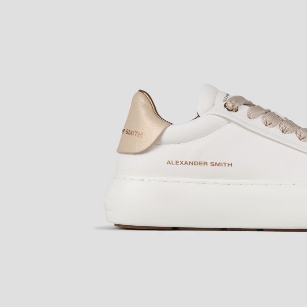 Sneakers Alexander Smith soho woman in smooth white leather with gold laminated cracklè heel - 2