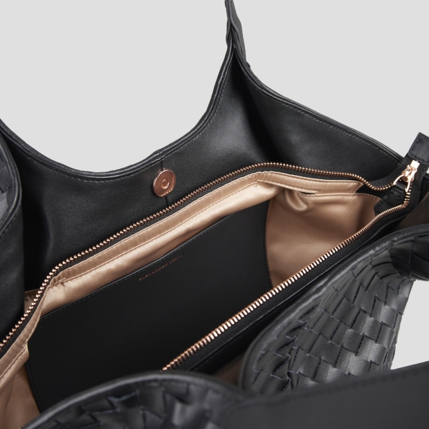 Sneakers Alexander Smith rachel medium shoulder bag in black woven leather - 4