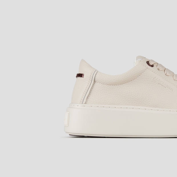 Sneakers Alexander Smith london woman in beige tumbled leather and beige sole - 3
