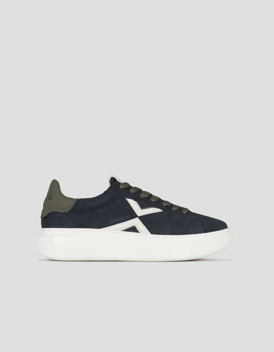 Sneakers Alexander Smith college man in dark grey suede with white logo on the side and green back - 1