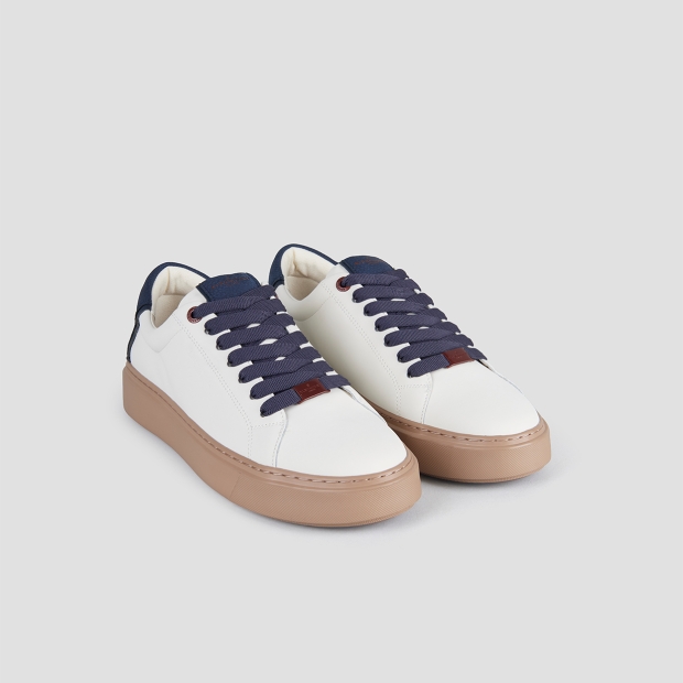 Sneakers Alexander Smith london man in white leather and blue details, with camel sole - 4
