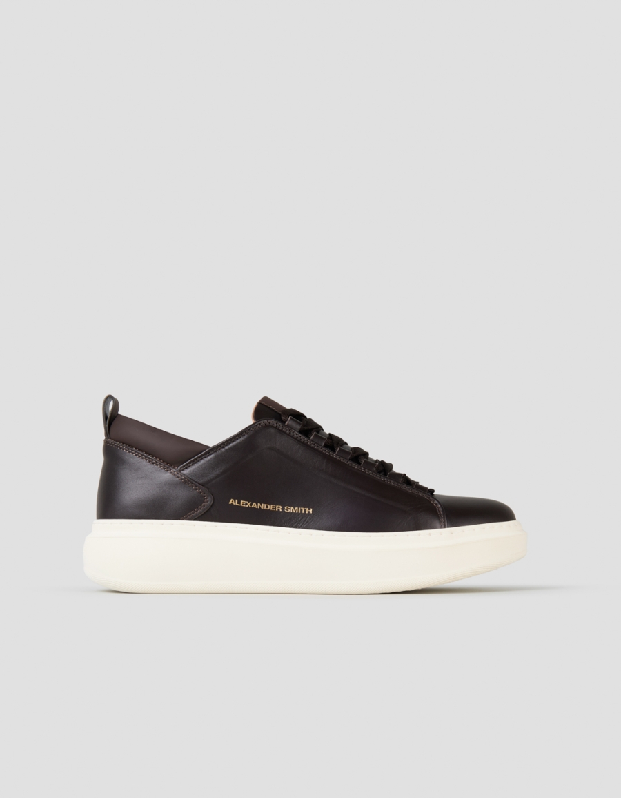 Wembley Man High Frequency in dark brown leather