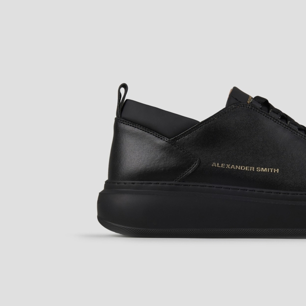 Sneakers Alexander Smith wembley uomo in morbida pelle nera e suola nera - 2