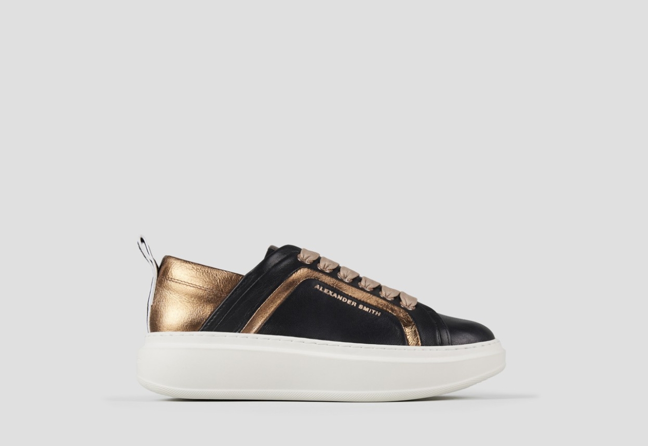 Sneakers Alexander Smith wembley donna in pelle nera con nervatura laterale e tallone bronzo - 1