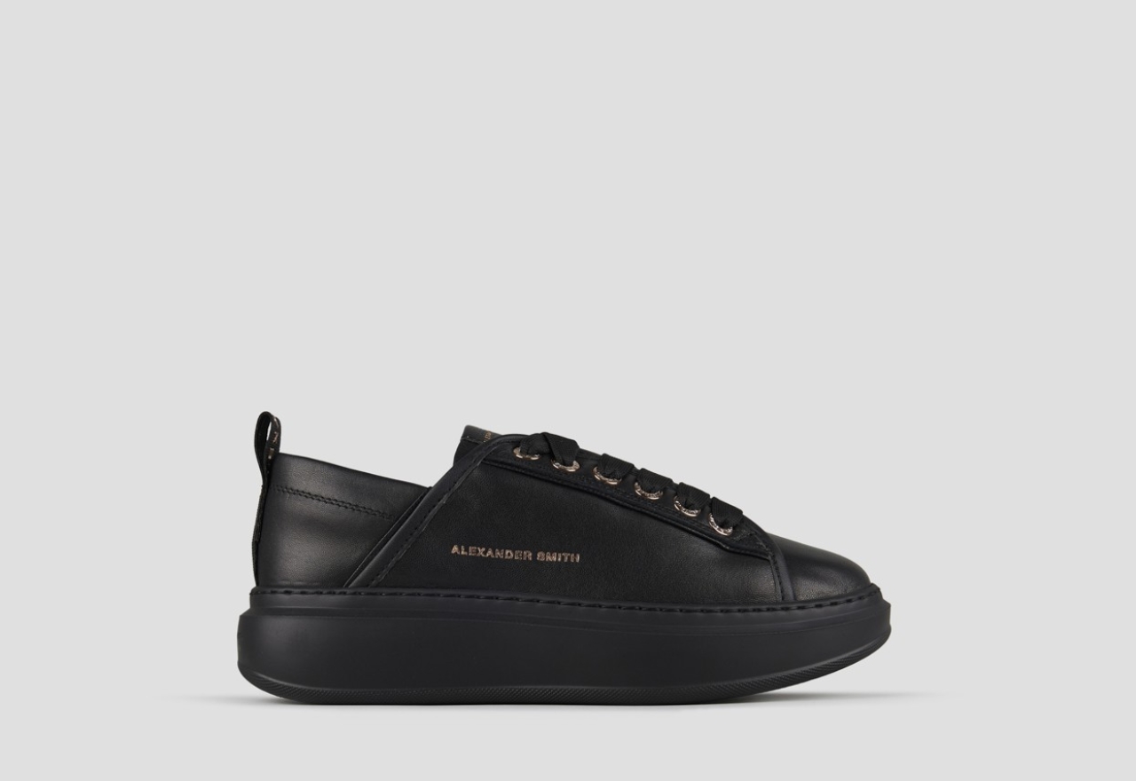 Sneakers Alexander Smith wembley donna in morbida pelle nera e suola nera - 1