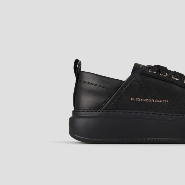 Sneakers Alexander Smith wembley donna in morbida pelle nera e suola nera - 2