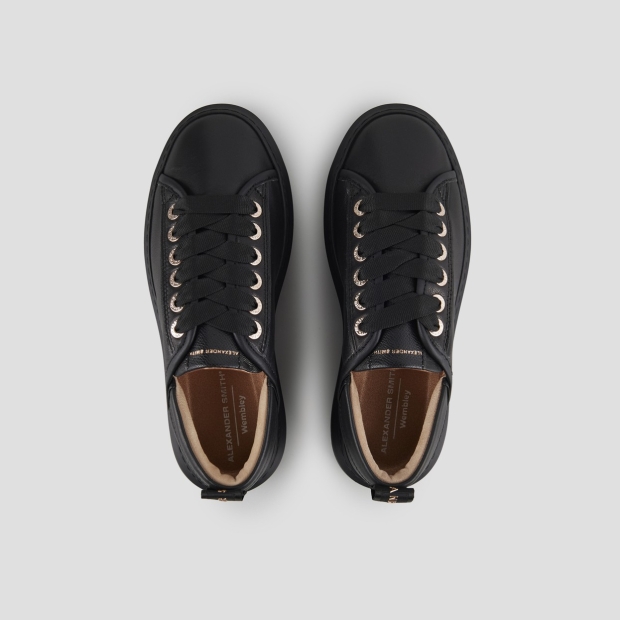 Sneakers Alexander Smith wembley donna in morbida pelle nera e suola nera - 5