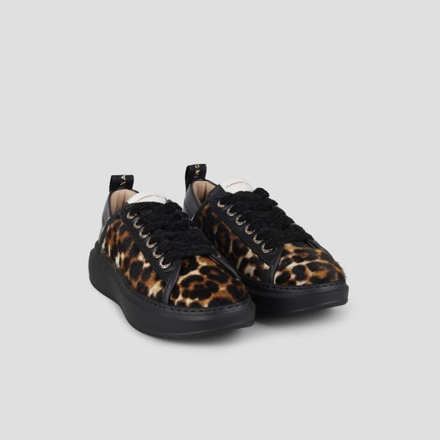 Sneakers Alexander Smith wembley donna in cavallino maculato con tallone in pelle nera e suola nera - 3