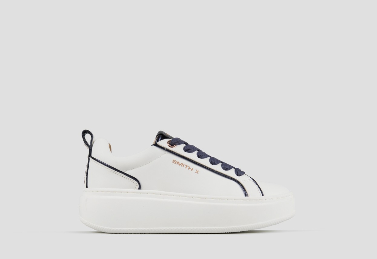 Sneakers Alexander Smith stone donna in bianco e dettagli in laminato blu - 1