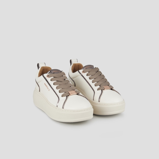 Sneakers Alexander Smith stone donna in bianco e dettagli in laminato argento - 3