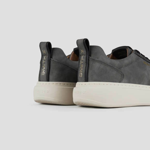 Sneakers Alexander Smith stone uomo in suede grigio con dettagli neri - 4