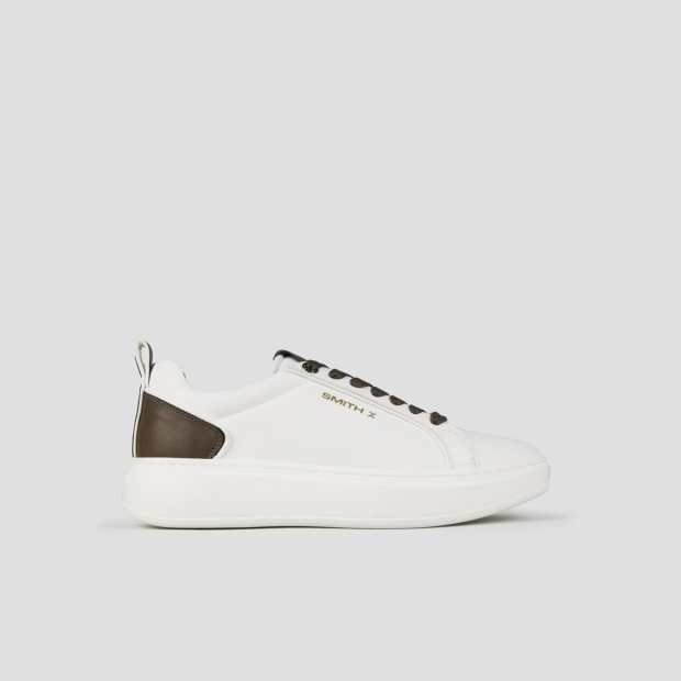 Sneakers Alexander Smith stone uomo in bianco e tallone verde militare - 1