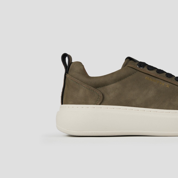 Sneakers Alexander Smith stone uomo in suede verde militare e dettagli neri - 2