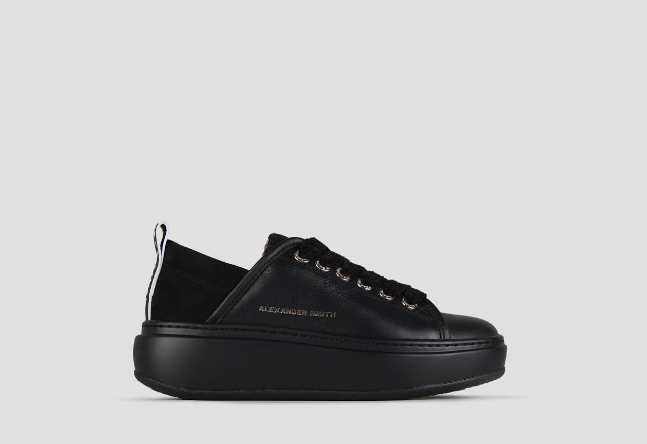 Sneakers Alexander Smith wembley alta donna in pelle nera e suola nera - 1