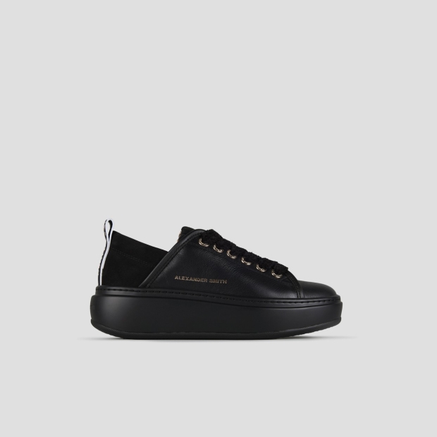 Sneakers Alexander Smith wembley alta donna in pelle nera e suola nera - 1