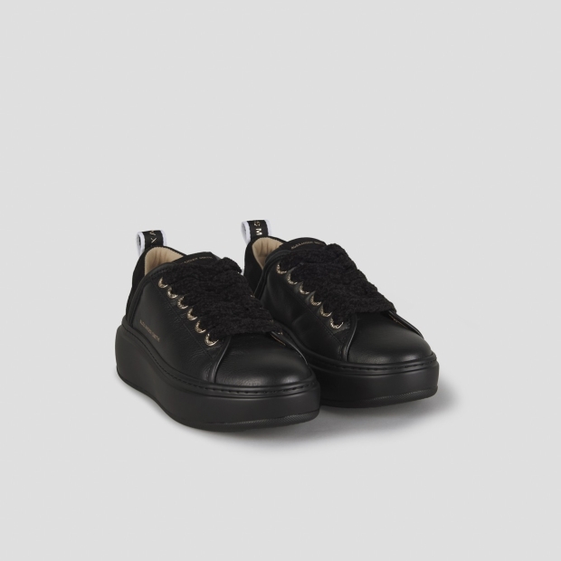 Sneakers Alexander Smith wembley alta donna in pelle nera e suola nera - 3