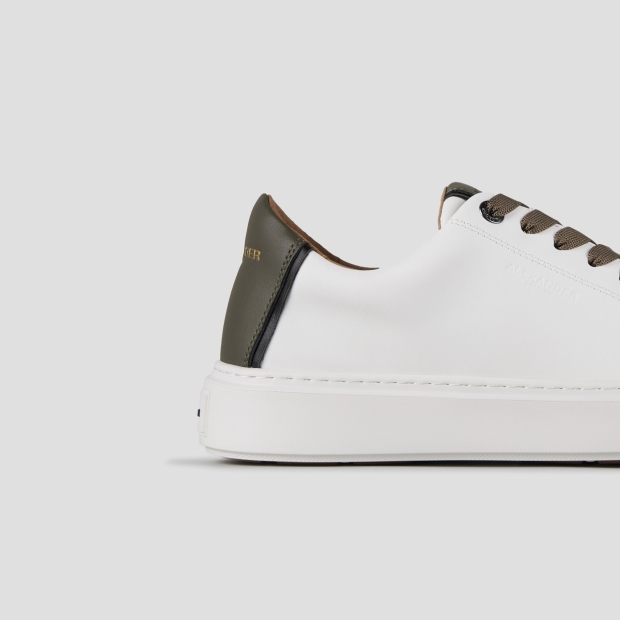 Sneakers Alexander Smith london uomo in morbida pelle bianca e tallone verde militare - 2