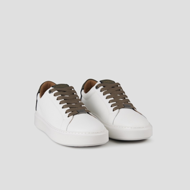 Sneakers Alexander Smith london uomo in morbida pelle bianca e tallone verde militare - 3