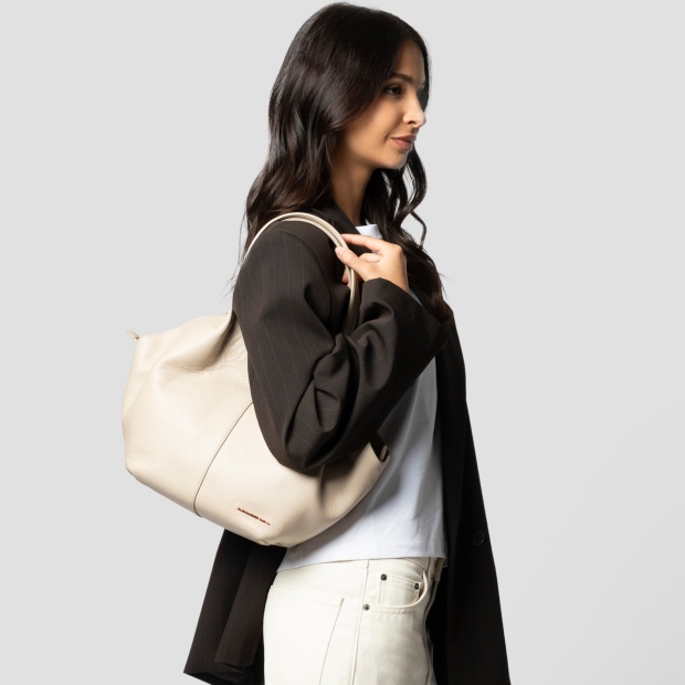 Sneakers Alexander Smith rachel medium borsa a spalla in pelle bottalata avorio scuro - 2