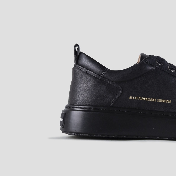 Sneakers Alexander Smith bond uomo in pelle nera e suola nera - 2
