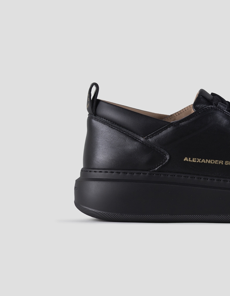 Sneakers Alexander Smith wembley uomo alta frequenza in morbida pelle nera e suola nera - 2