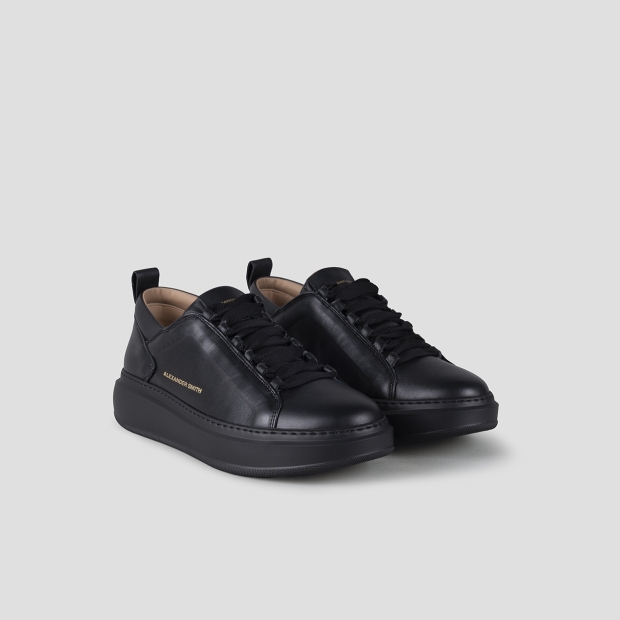 Sneakers Alexander Smith wembley uomo alta frequenza in morbida pelle nera e suola nera - 3