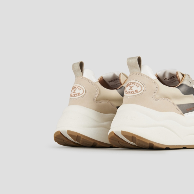 Sneakers Alexander Smith horizon donna in pelle beige e dettagli in laminato platino - 5