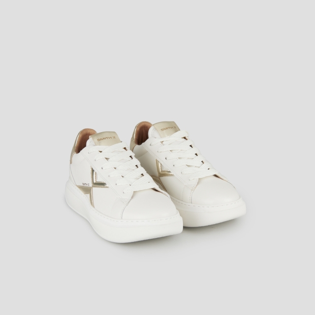 Sneakers Alexander Smith college donna in bianco con logo e tallone laminato oro - 4
