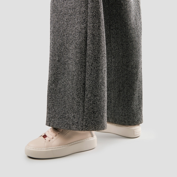 Sneakers Alexander Smith london donna in pelle bottalata beige e suola in tinta - 2