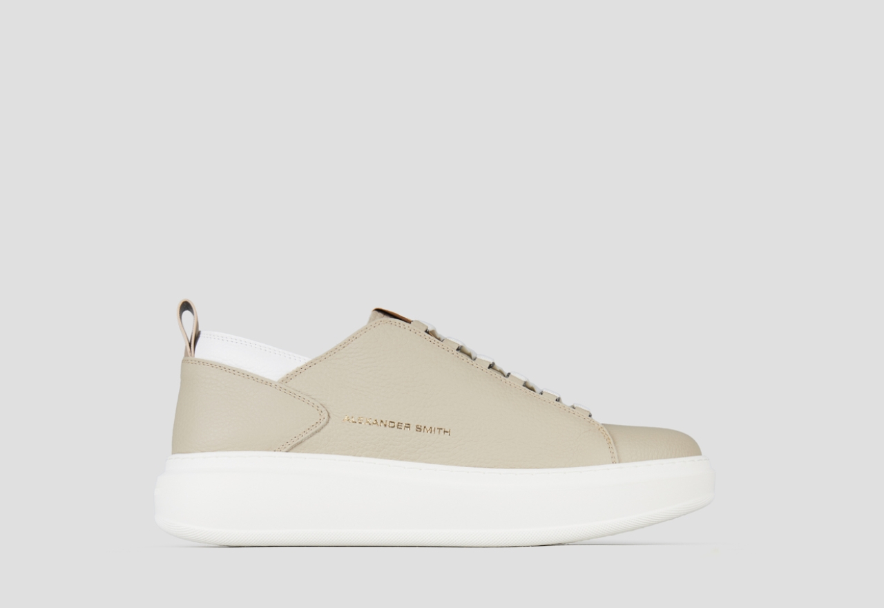 Sneakers Alexander Smith wembley uomo decostruita in pelle bottalata avorio e dettagli bianchi - 1