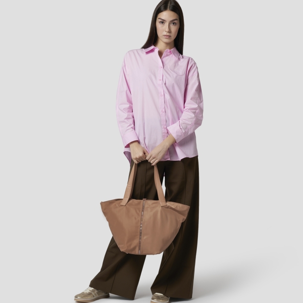 Sneakers Alexander Smith lauren large borsa a spalla in nylon cammello - 7