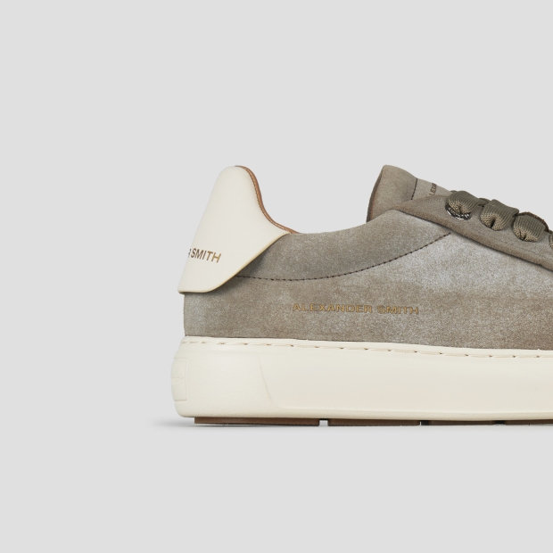 Sneakers Alexander Smith soho uomo in suede verde militare e tallone in pelle bianca - 3