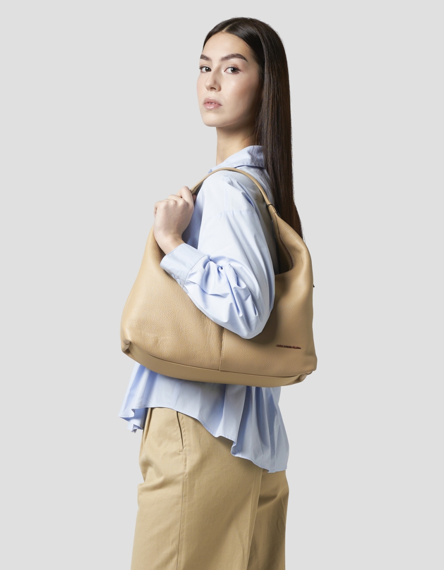 Sneakers Alexander Smith chloe medium borsa a spalla in pelle bottalata beige - 2