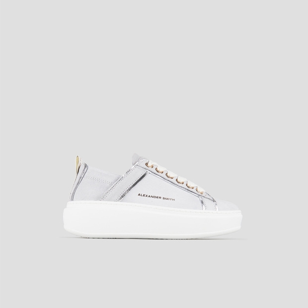 Sneakers Alexander Smith wembley alta donna in pelle sbiancata azzurra e tallone arricciato - 1