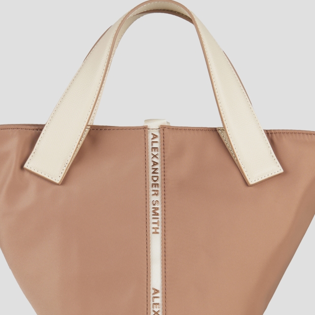 Sneakers Alexander Smith lauren small borsa a mano con tracolla in nylon cammello - 5