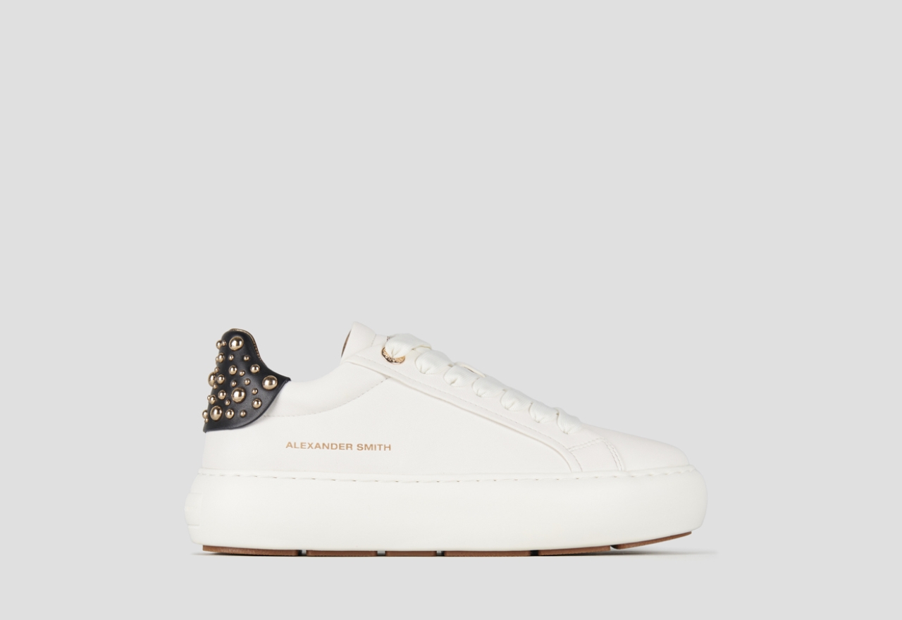 Sneakers Alexander Smith soho donna in pelle bianca e tallone nero con borchie - 1