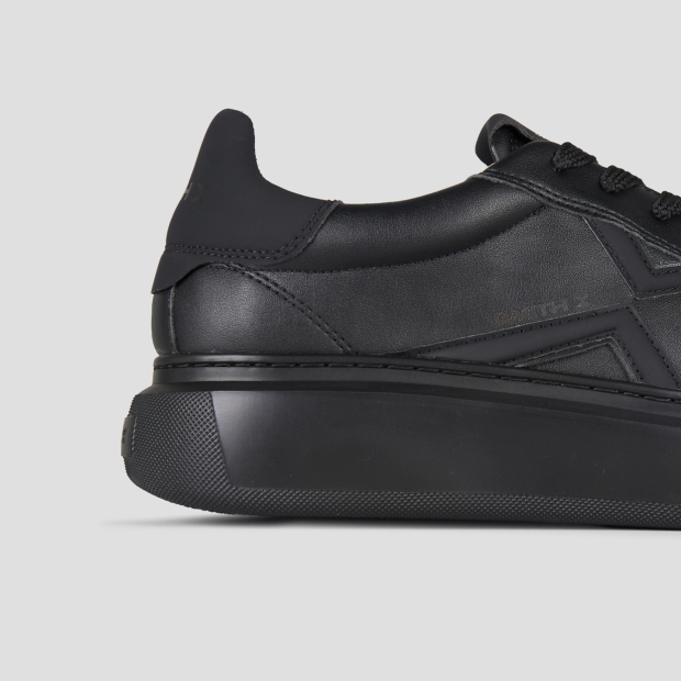 Sneakers Alexander Smith college uomo in nero con suola nera - 3