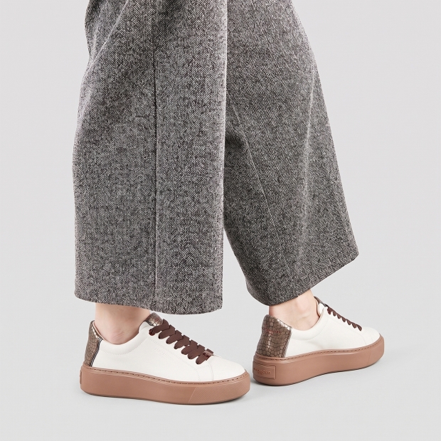 Sneakers Alexander Smith london donna in pelle bianca e tallone marrone, con suola marrone - 2
