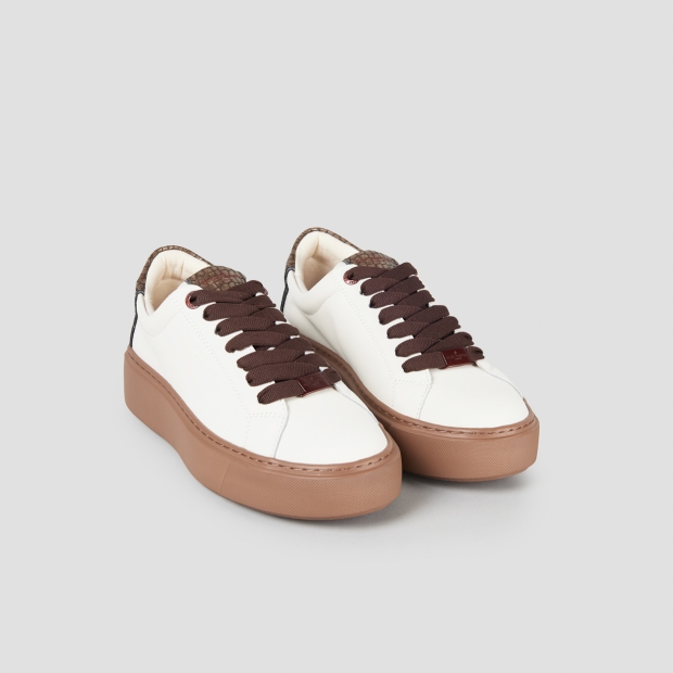 Sneakers Alexander Smith london donna in pelle bianca e tallone marrone, con suola marrone - 4