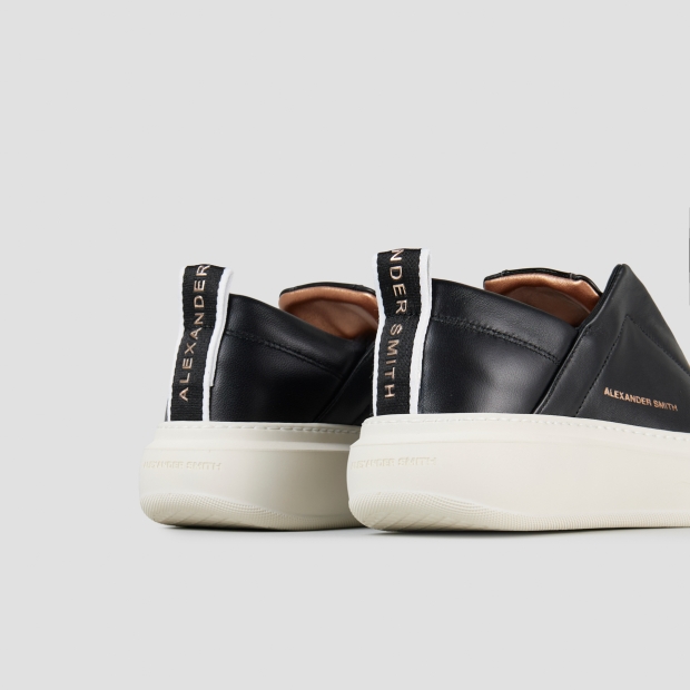Sneakers Alexander Smith wembley slip-on donna in pelle nera e microborchie sulla linguetta - 5