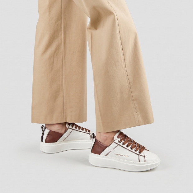 Sneakers Alexander Smith wembley donna sfoderata in pelle bianca e dettagli cognac - 2